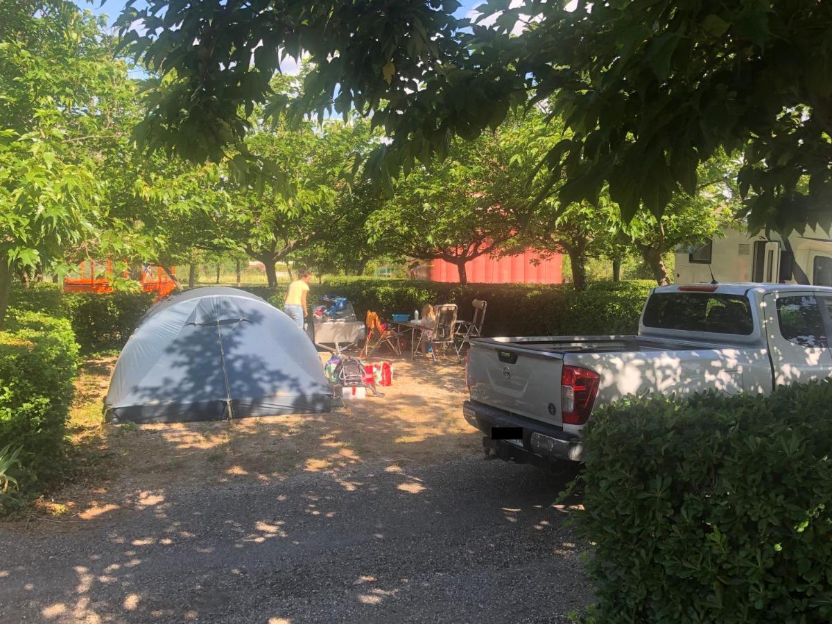Camping Paradis Family Les Rives De L'Herault Gignac  Eksteriør bilde