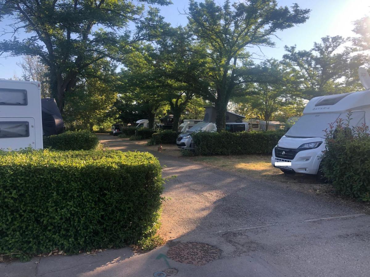 Camping Paradis Family Les Rives De L'Herault Gignac  Eksteriør bilde
